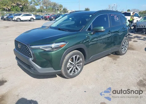 2023 Toyota Corolla Cross Xle z USA, uszkodzony, nr VIN 7MUDAAAG1PV051102